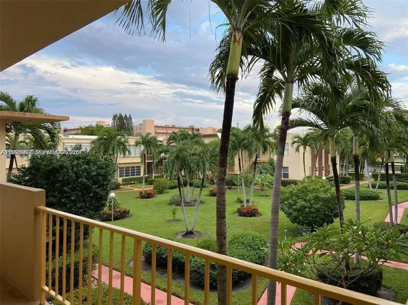 851 NE 14th Ave APT 420, Hallandale Beach, FL 33009