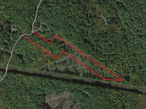 61A Vogel Road, Raymond, ME 04071