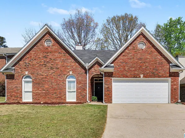 1582 Bent River Cir, Birmingham, AL 35216