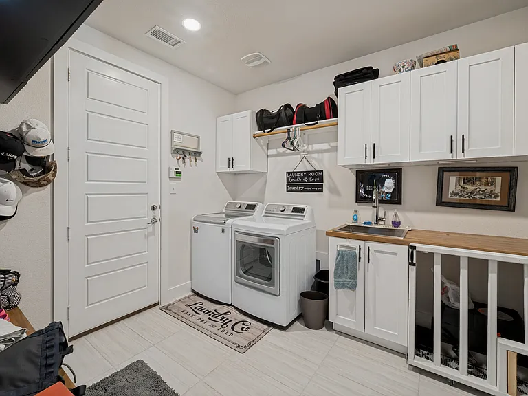 2720 Bluegill Ln — Photo 11