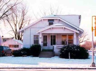 913 N 9th St, Green Bay, WI 54304