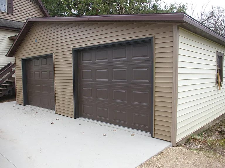 Garage off alley
