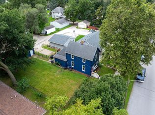 1913 E Walnut St, Des Moines, IA 50316