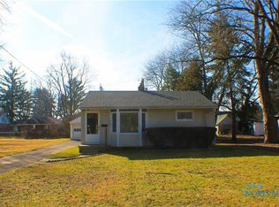 5133 Golden Rd, Toledo, OH 43615