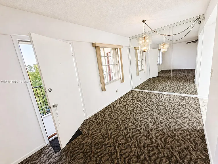 13250 SW 7th Ct #402L — Photo 6