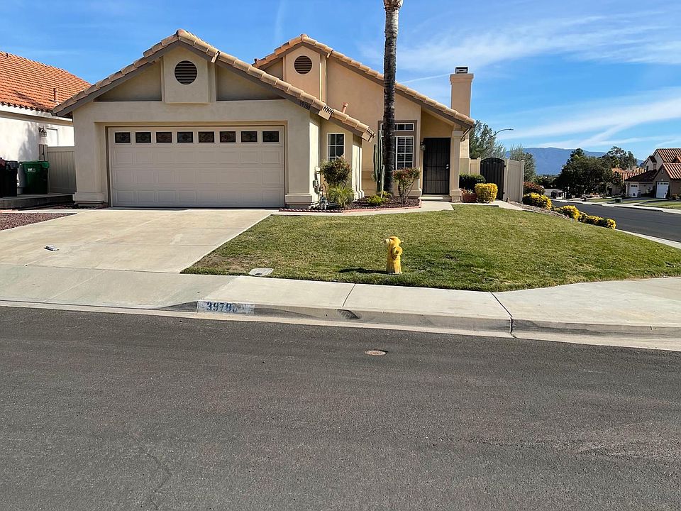 1st image of 39780 Del Val Dr