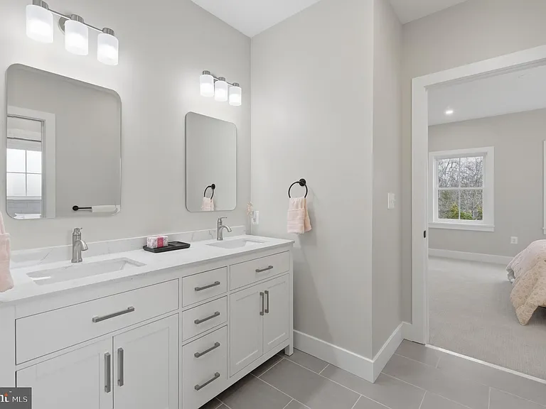 1304 Gahant Rd — Photo 25