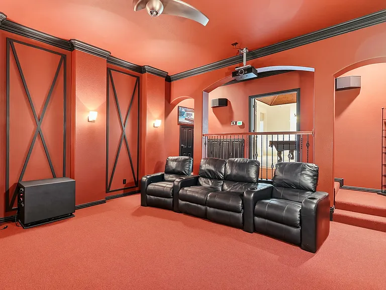 1224 Crockett Dr — Photo 34