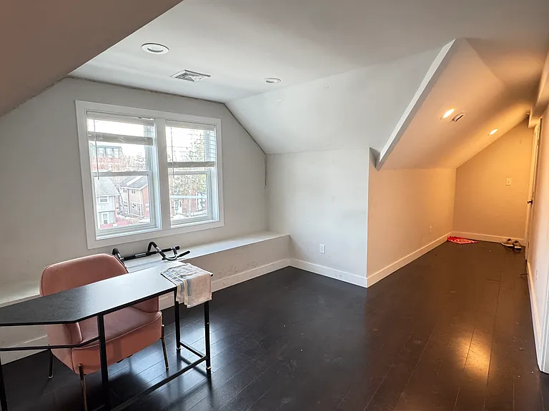 1 Cedar St #1 — Photo 60