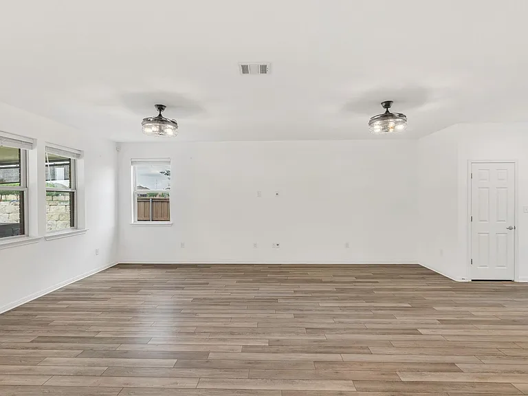 104 Turkey Creek Ln — Photo 11
