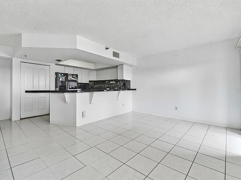 1750 Harbor Pl S #303 — Photo 9