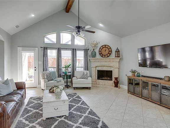 5th image of 1500 Presley Way