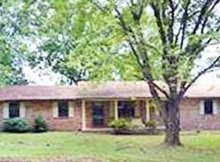 1613 Lazy Ln, Knoxville, TN 37912