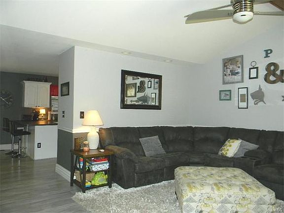 3rd image of 623 S Lincoln Ave