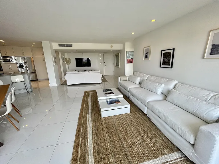 5161 Collins Ave #1718-1 — Photo 28