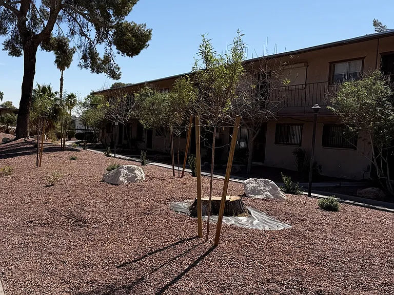 575 S Royal Crest Cir #24 — Photo 17
