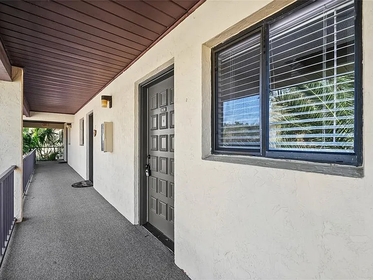 3700 Beneva Rd #0 — Photo 4