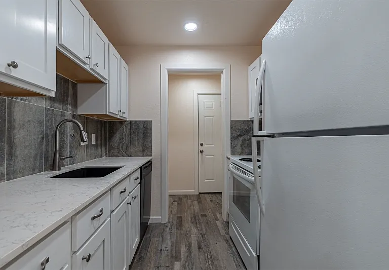 1510 NW 8th St #1510 — Photo 10