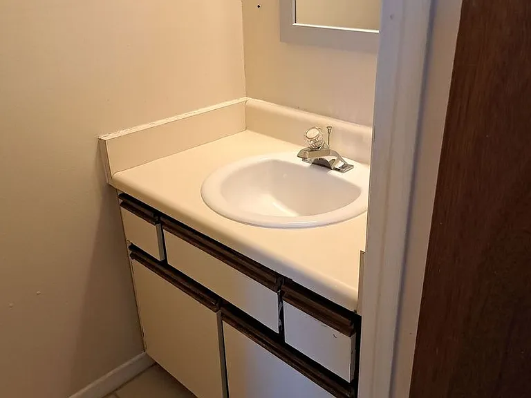4837 S Lakewood Dr — Photo 19