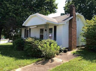648 W Louise St, Clarkesville, GA 30523