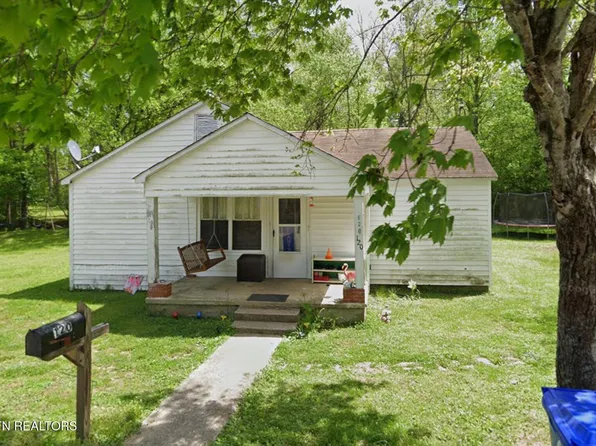 120 Poplar St, Harriman, TN 37748