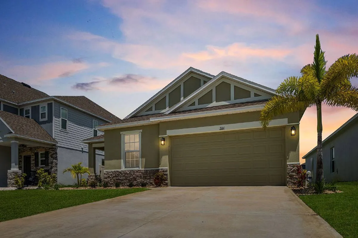 2166 Kylar Dr NW in Palm Bay, FL 32907 — Photo 2