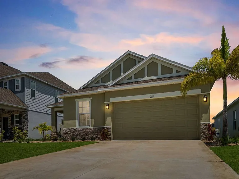 2166 Kylar Dr NW — Photo 2