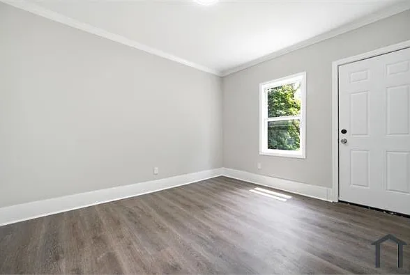 12828 Woodside Ave — Photo 18