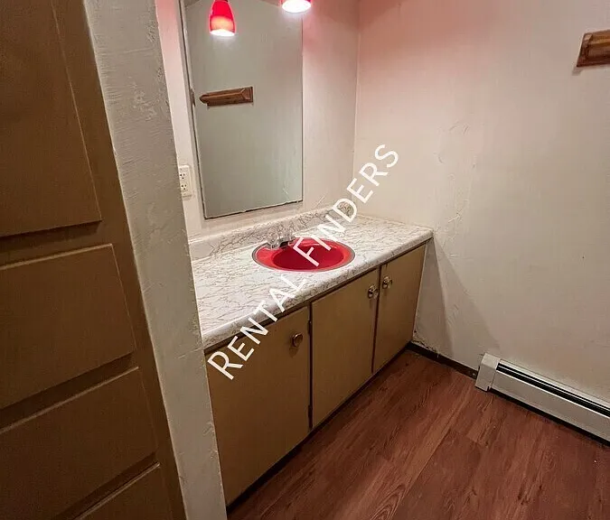 222 E Main St #6 — Photo 15