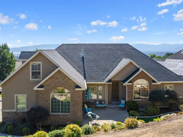 1692 E Blackhawk Cir, Pleasant Grove, UT 84062
