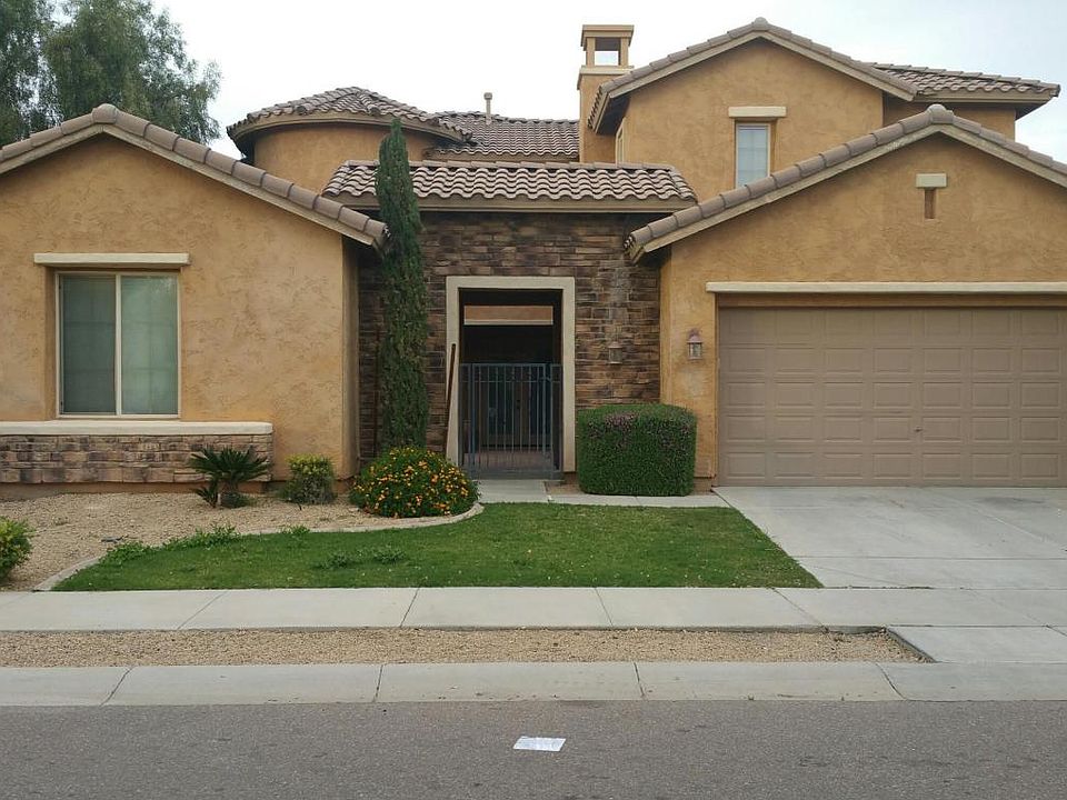1st image of 173 S 172nd Dr