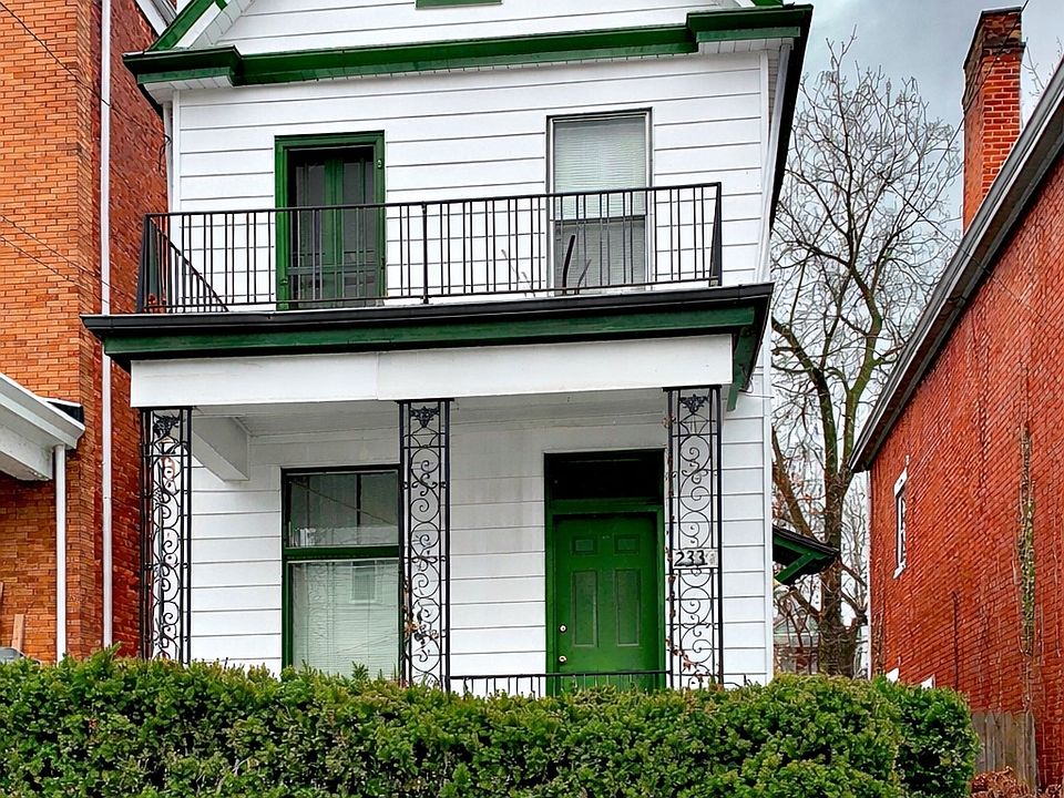 1st image of 2330 Stratford Ave