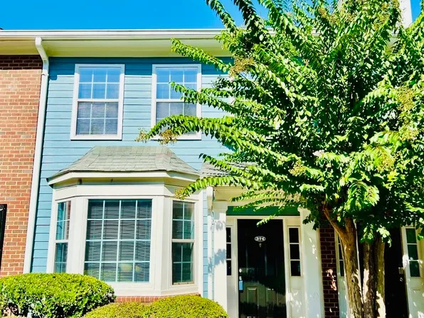 374 Pine Hill Pl, Norcross, GA 30093