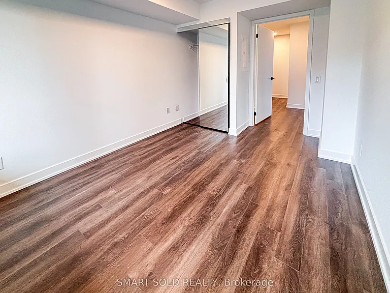 609 Sherbourne St #1402 — Photo 7