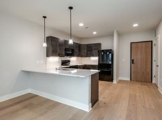 665 N Brookfield Rd APT 218, Brookfield, WI 53045