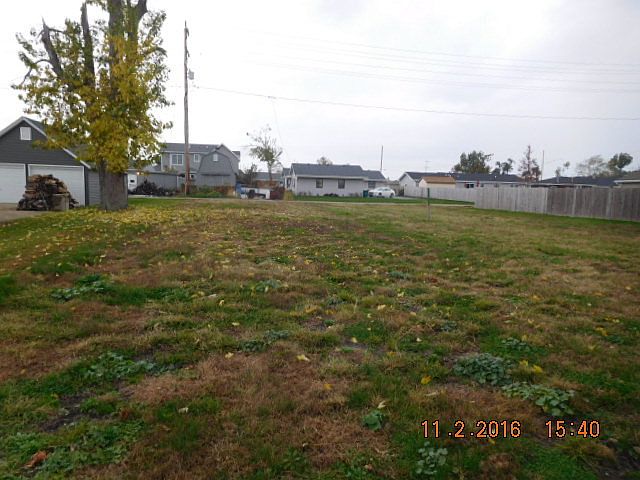 2nd image of 1090 S Broadway St