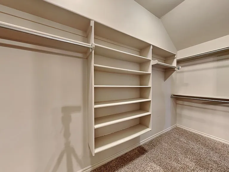 725 Dusty Trl — Photo 16