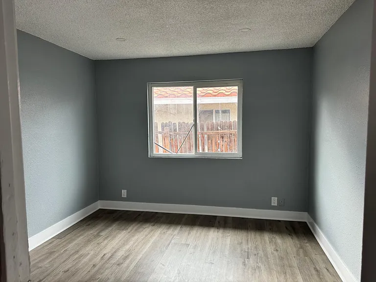 174 E 1st St #174 — Photo 11