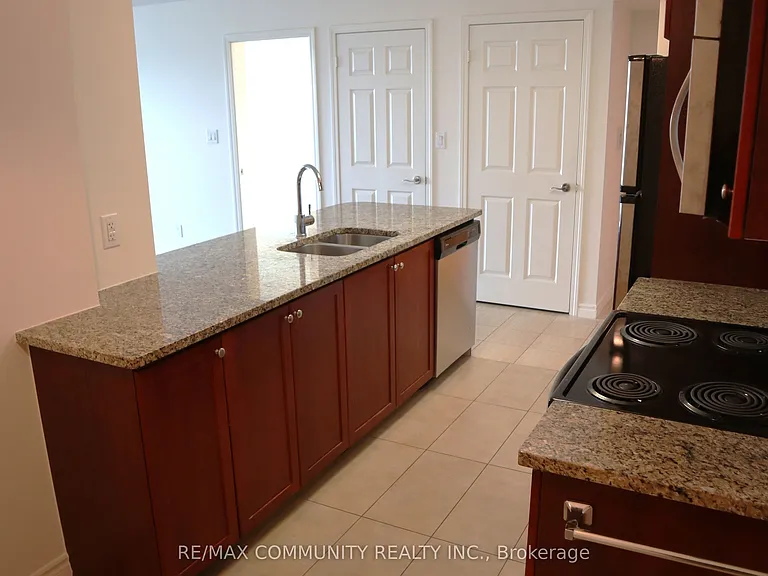 88 Grangeway Ave #2207 — Photo 6