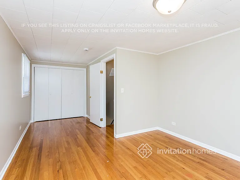 2526 Maple St — Photo 13