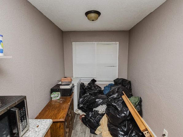 wichita-kansas-443167402 picture