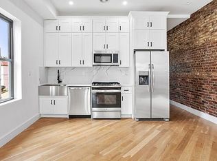 132 E 40th St FLOOR 2, Brooklyn, NY 11203