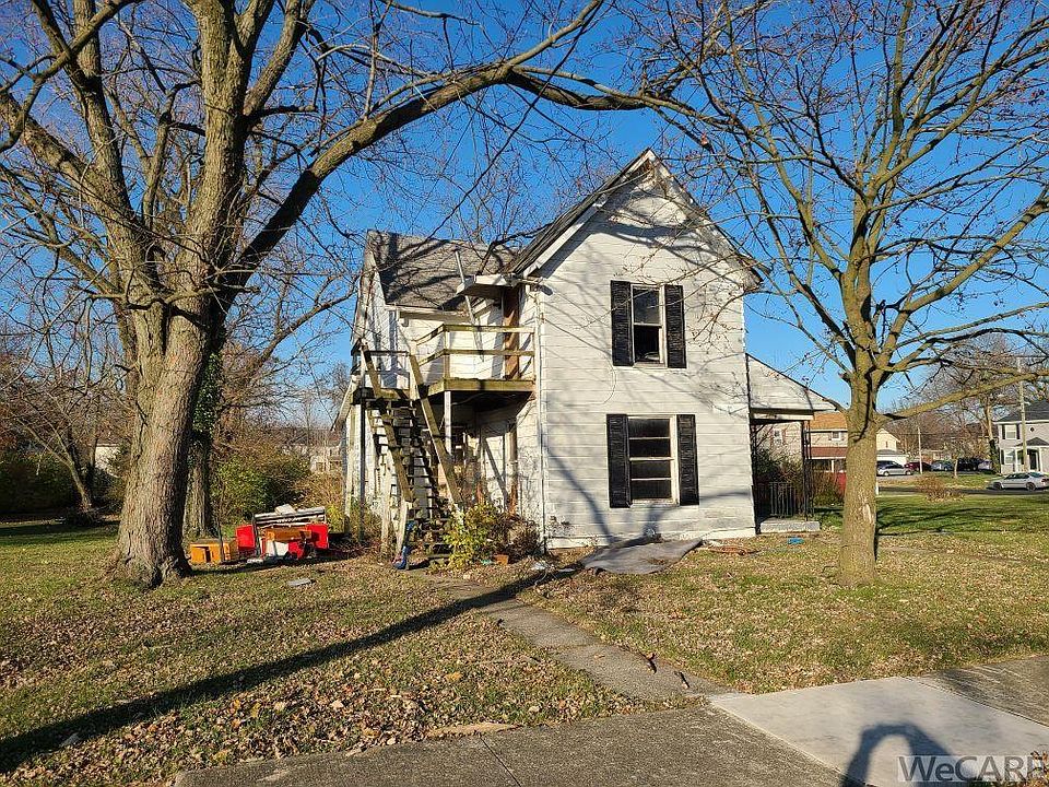 2nd image of 1316 W Spring St