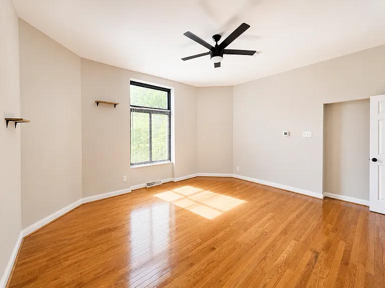 735 N Highland Ave #2 — Photo 14