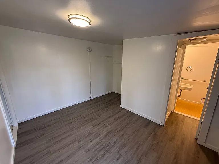 15-1511 Apaa St #B — Photo 12