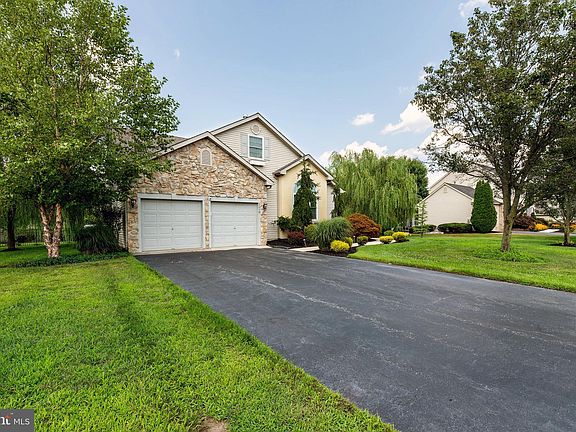 2nd image of 3410 Siena Way