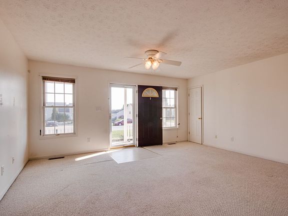 3rd image of 115 Lofton Dr