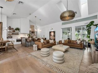 1921 Blackstone Cir, Naples, FL 34109