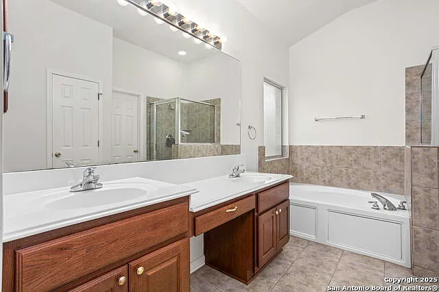 211 Aster Trl — Photo 15