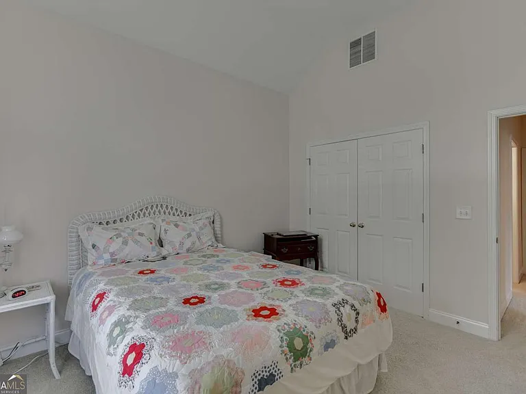 6440 Deep Woods Ct — Photo 29